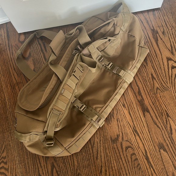 5.11 Tactical Duffle/Backpack Tan - Picture 4 of 8
